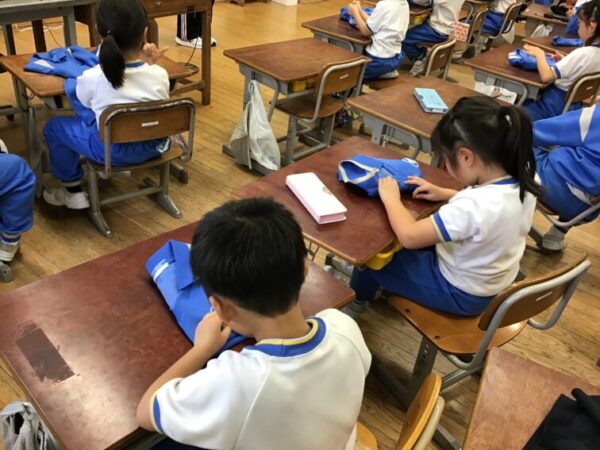 ○１年生　生活科「ありがとうがいっぱい」