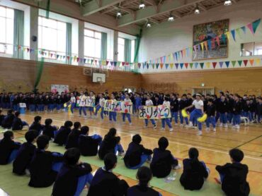 ○感謝いっぱい思い出集会（卒業を祝う会）